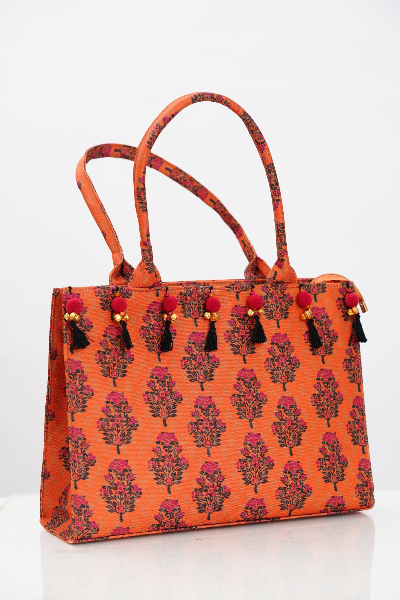FLORAL BOTEH