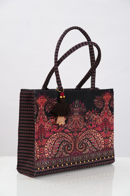 SYMMETRIC PAISLEY