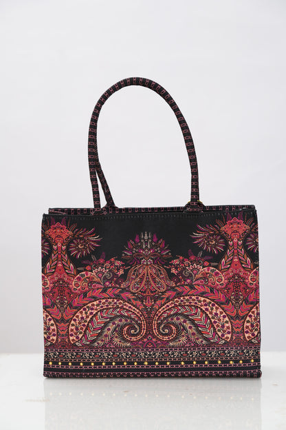 SYMMETRIC PAISLEY